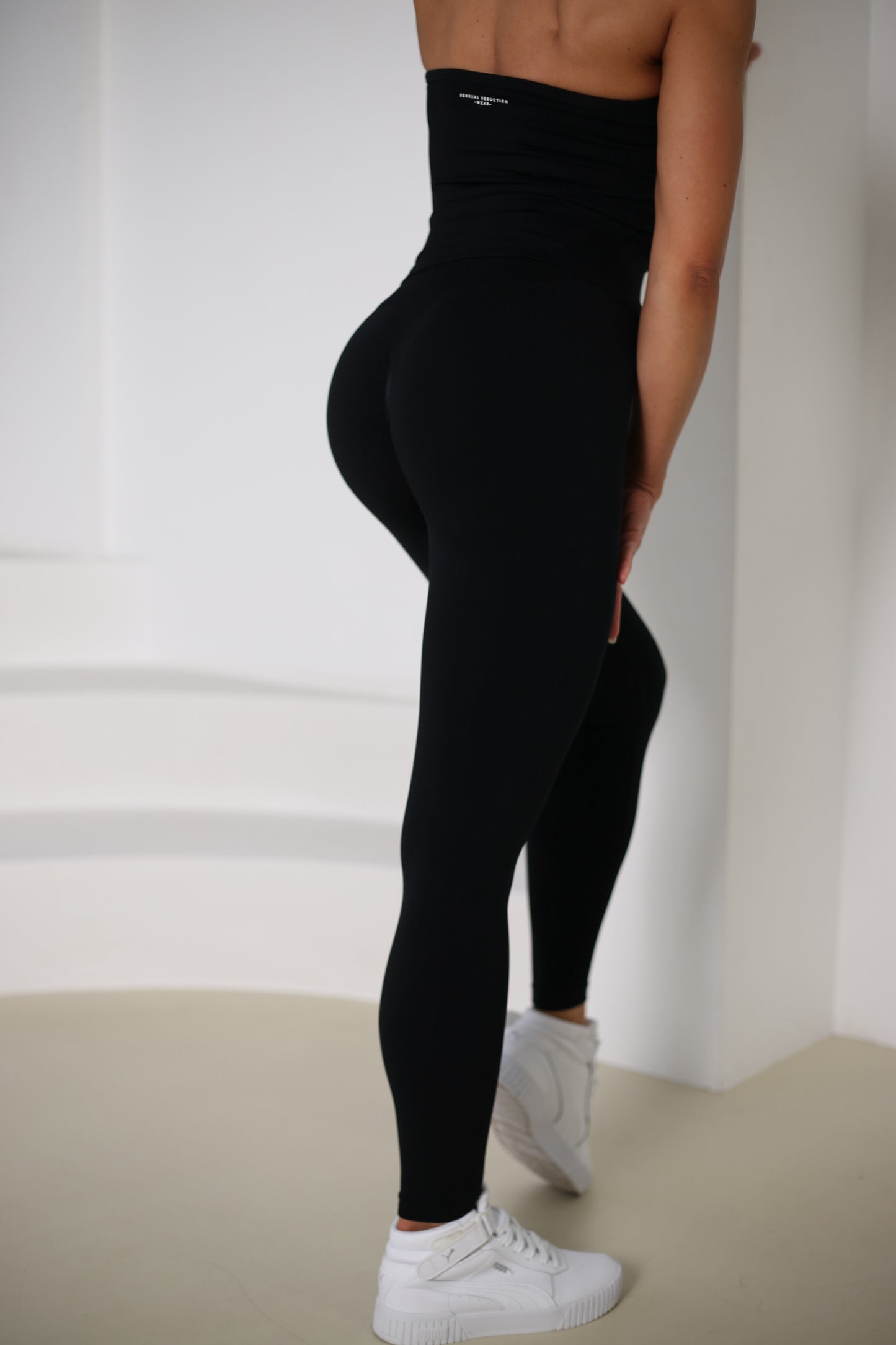 Peach Bum Black sportinės tamprės